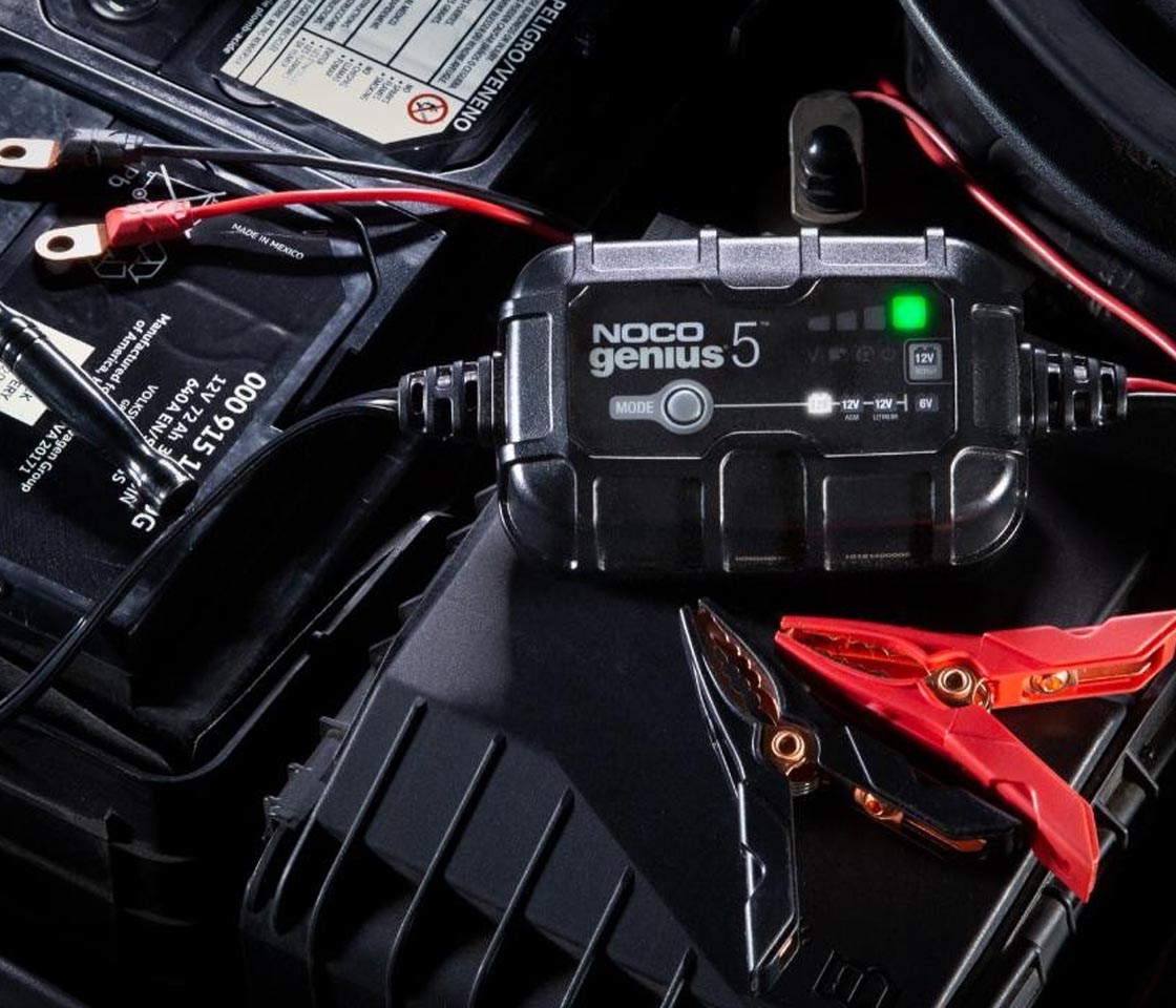 CARREGADOR INTELIGENTE BATERIAS 6 e 12V NOCO 5A GENIUS 5